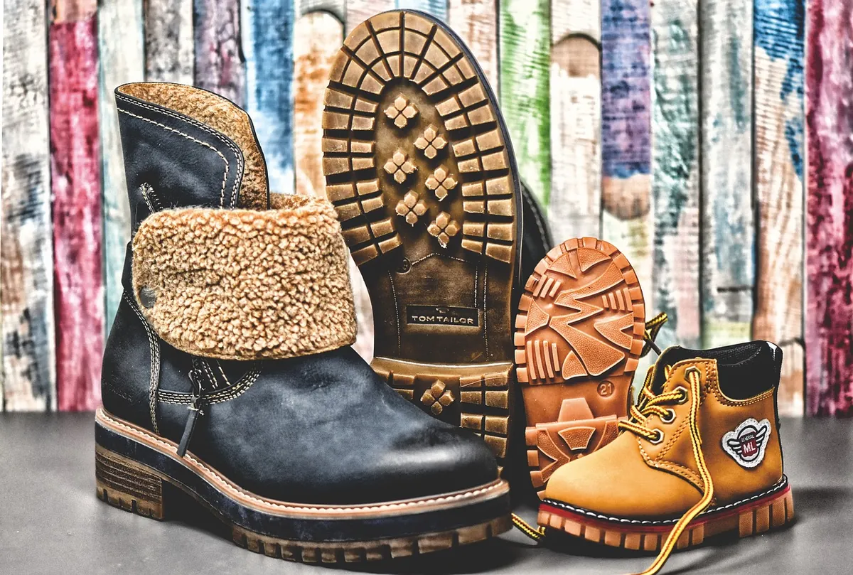 Gefütterte Winterstiefel mit grober Profilsohle